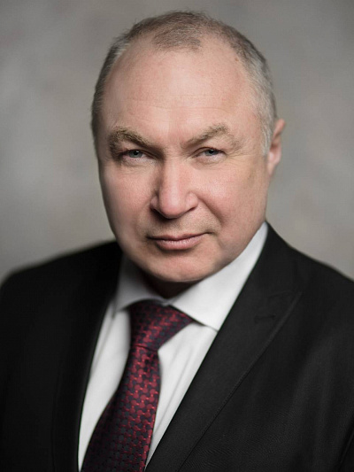  Андрей